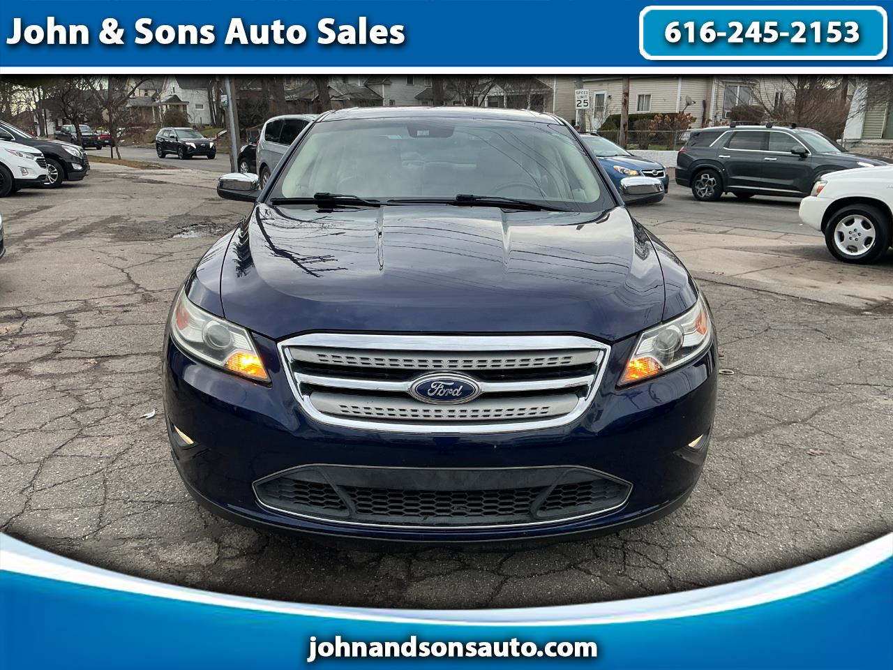 Ford Taurus Limited FWD 2011
