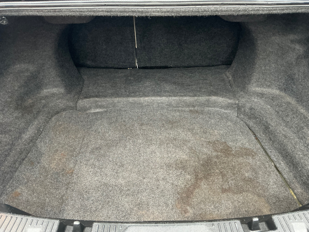 Ford Taurus Limited FWD 2011