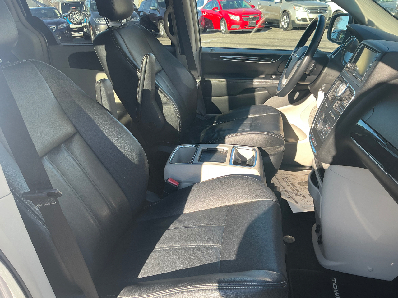 Chrysler Town & Country Touring 2014