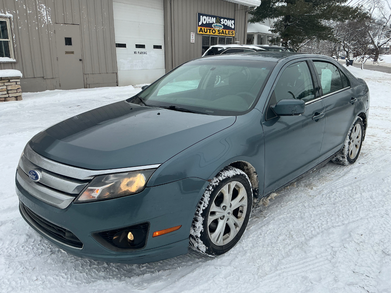 Ford Fusion SE 2012