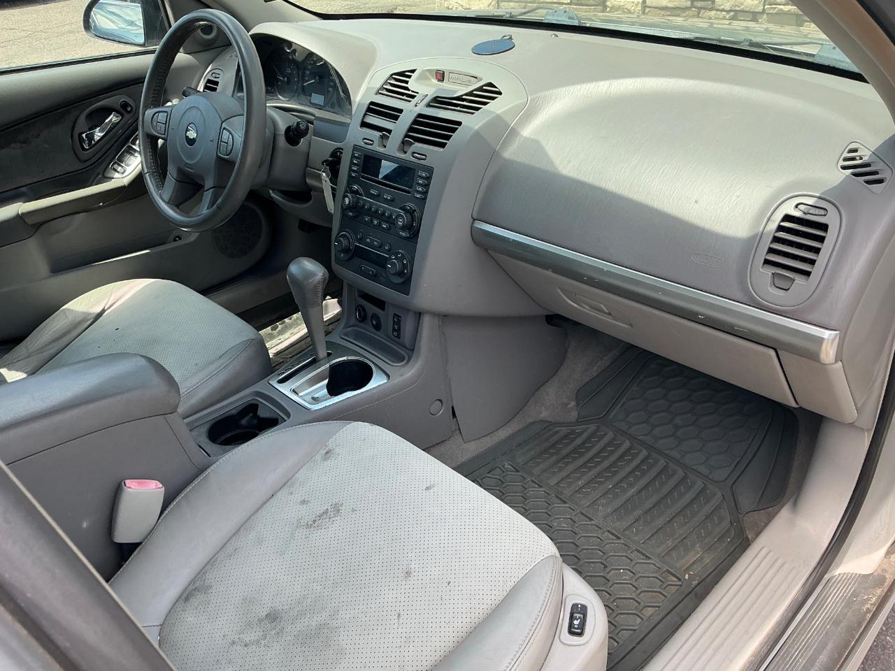 2005 Chevrolet Malibu Maxx LT - Photo 9