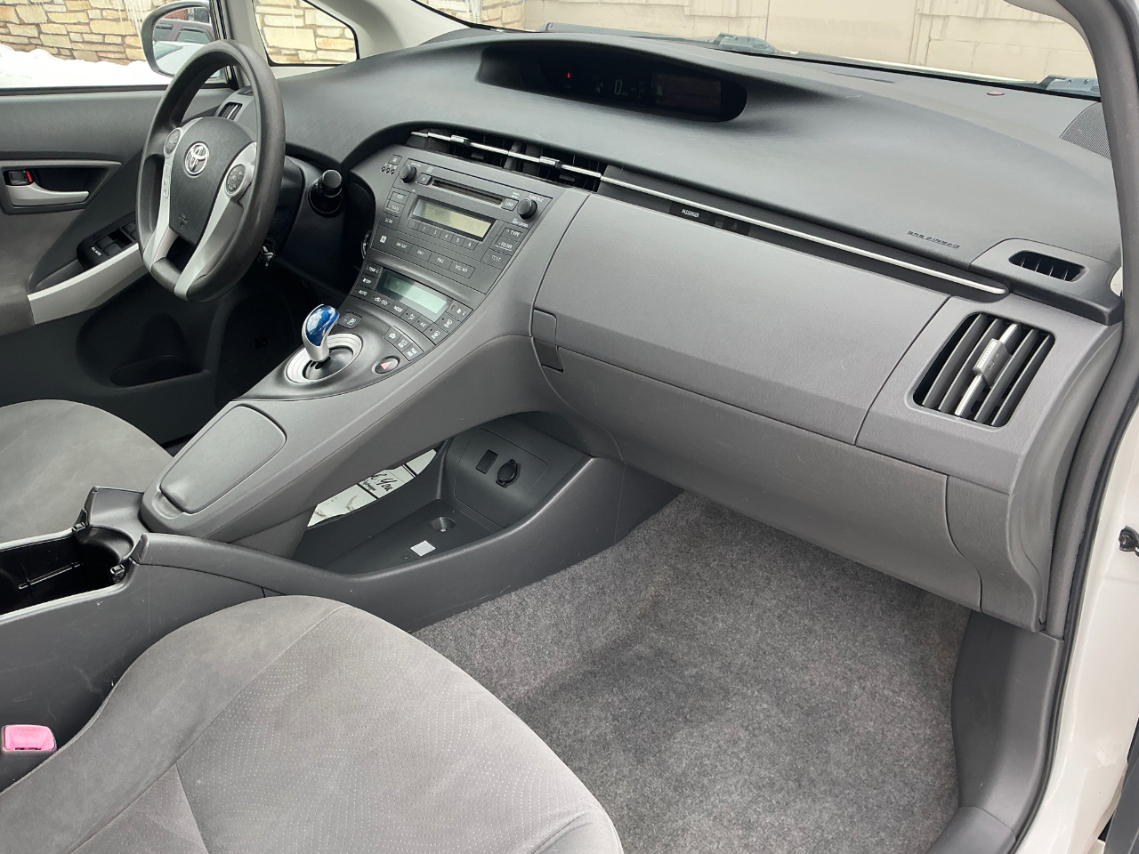 Toyota Prius Prius V 2010