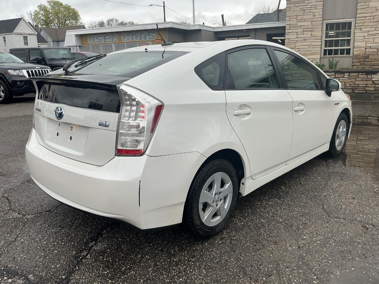Toyota Prius Prius V 2010