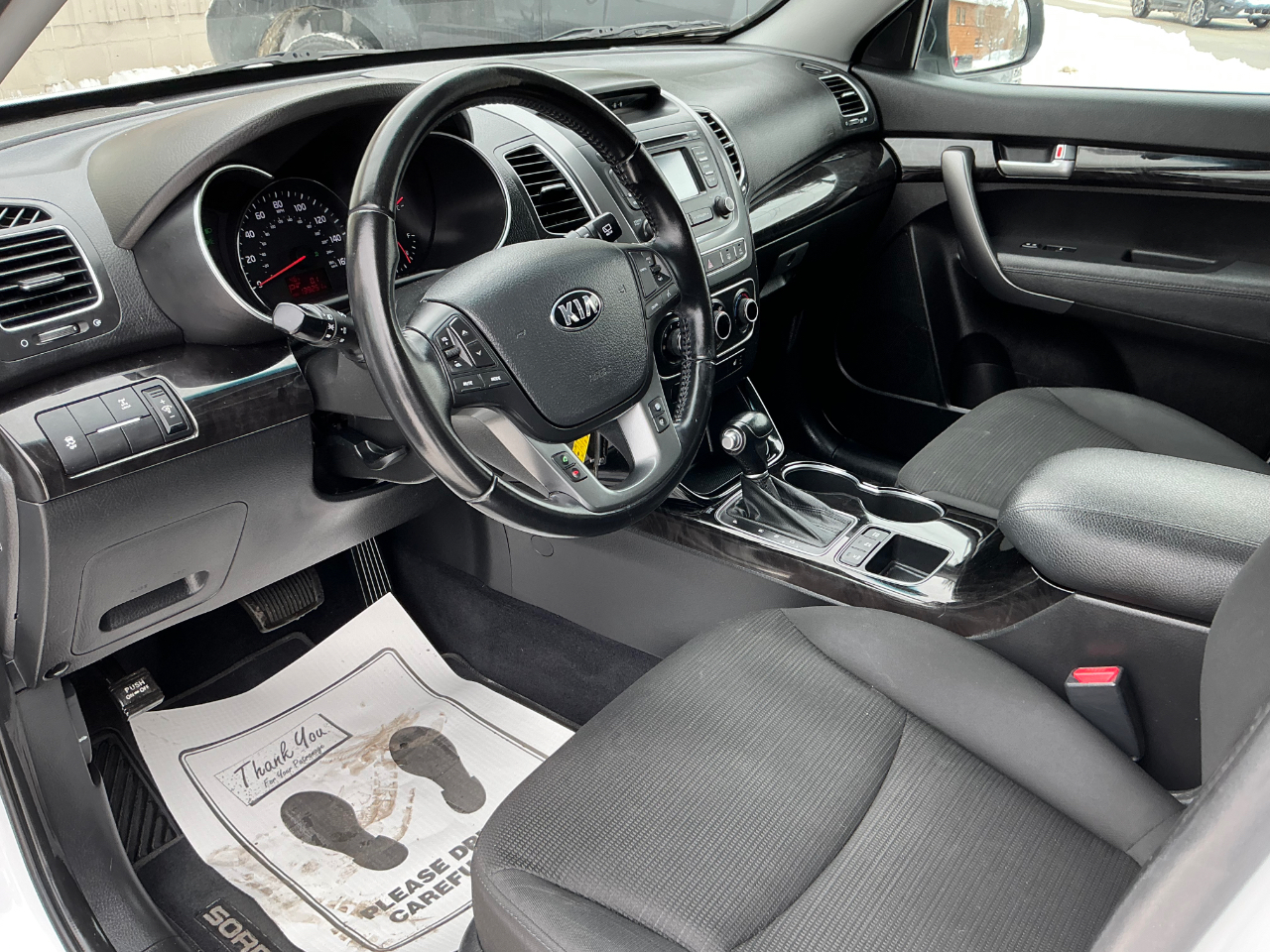 Kia Sorento LX V6 AWD 2014