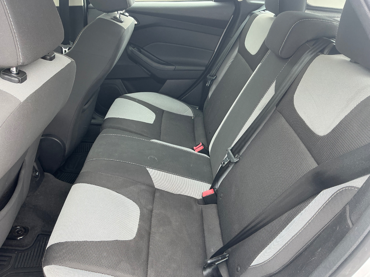 Ford Focus SE Hatch 2014