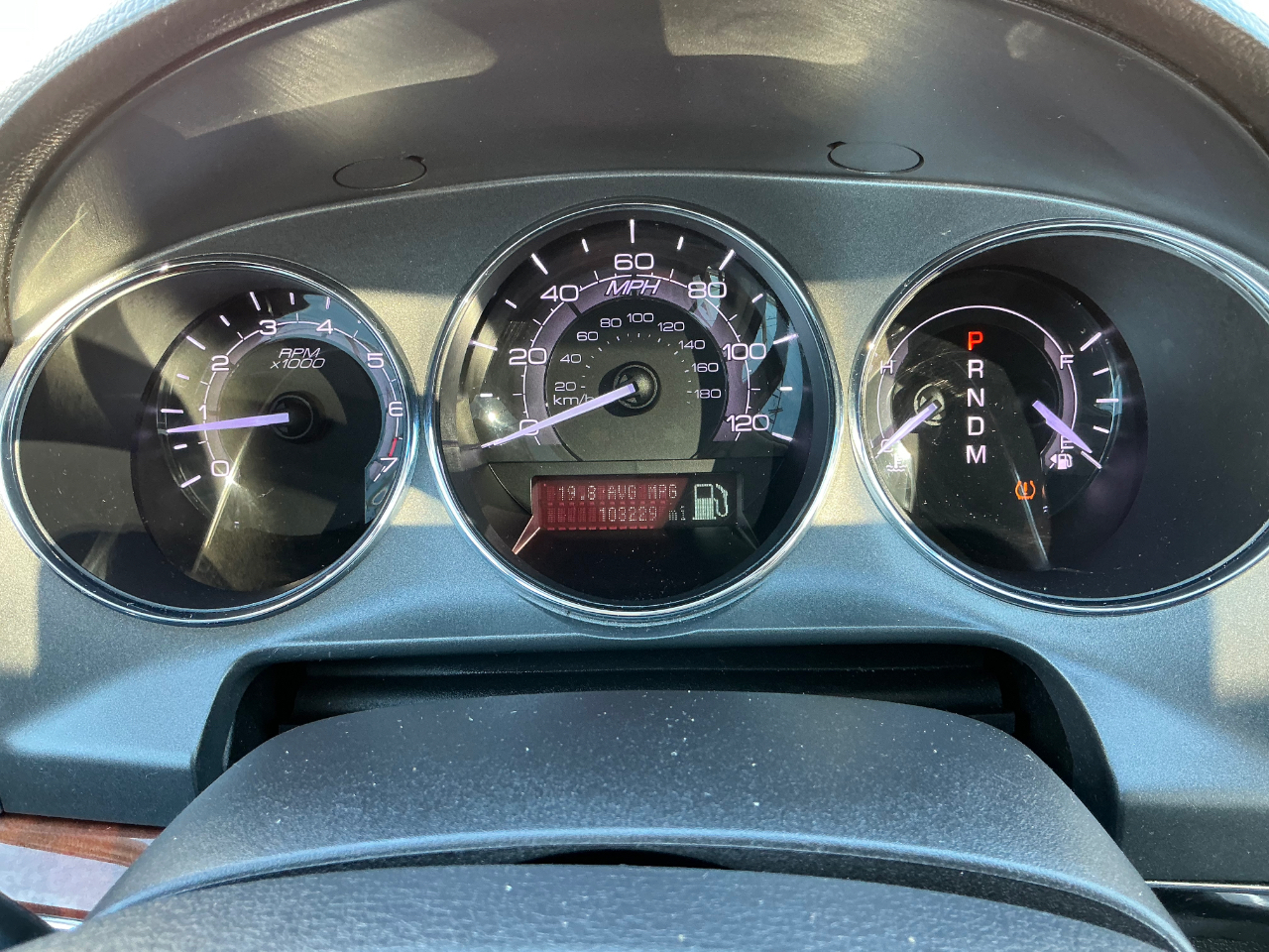 Lincoln MKZ FWD 2011