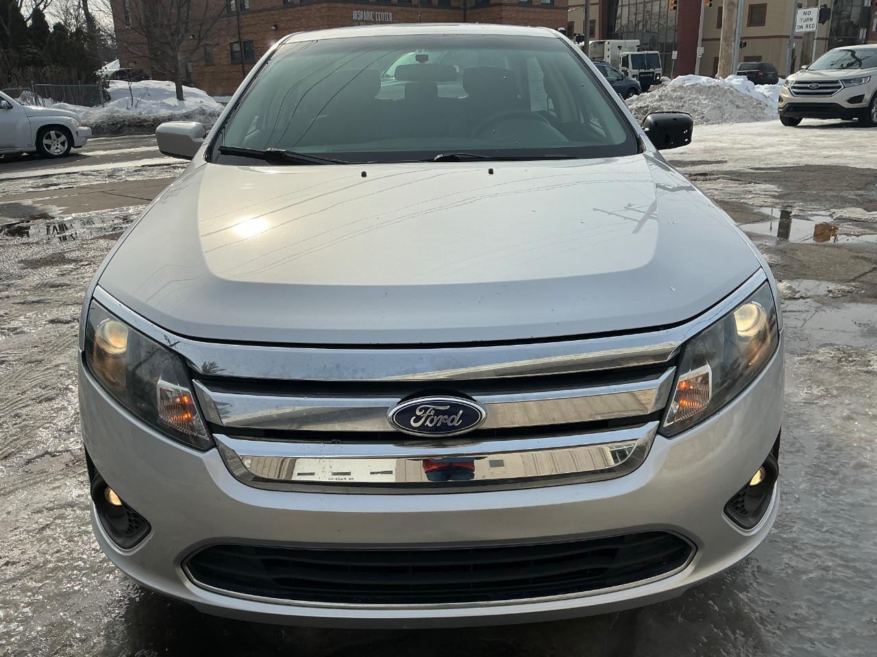Ford Fusion I4 SE 2011