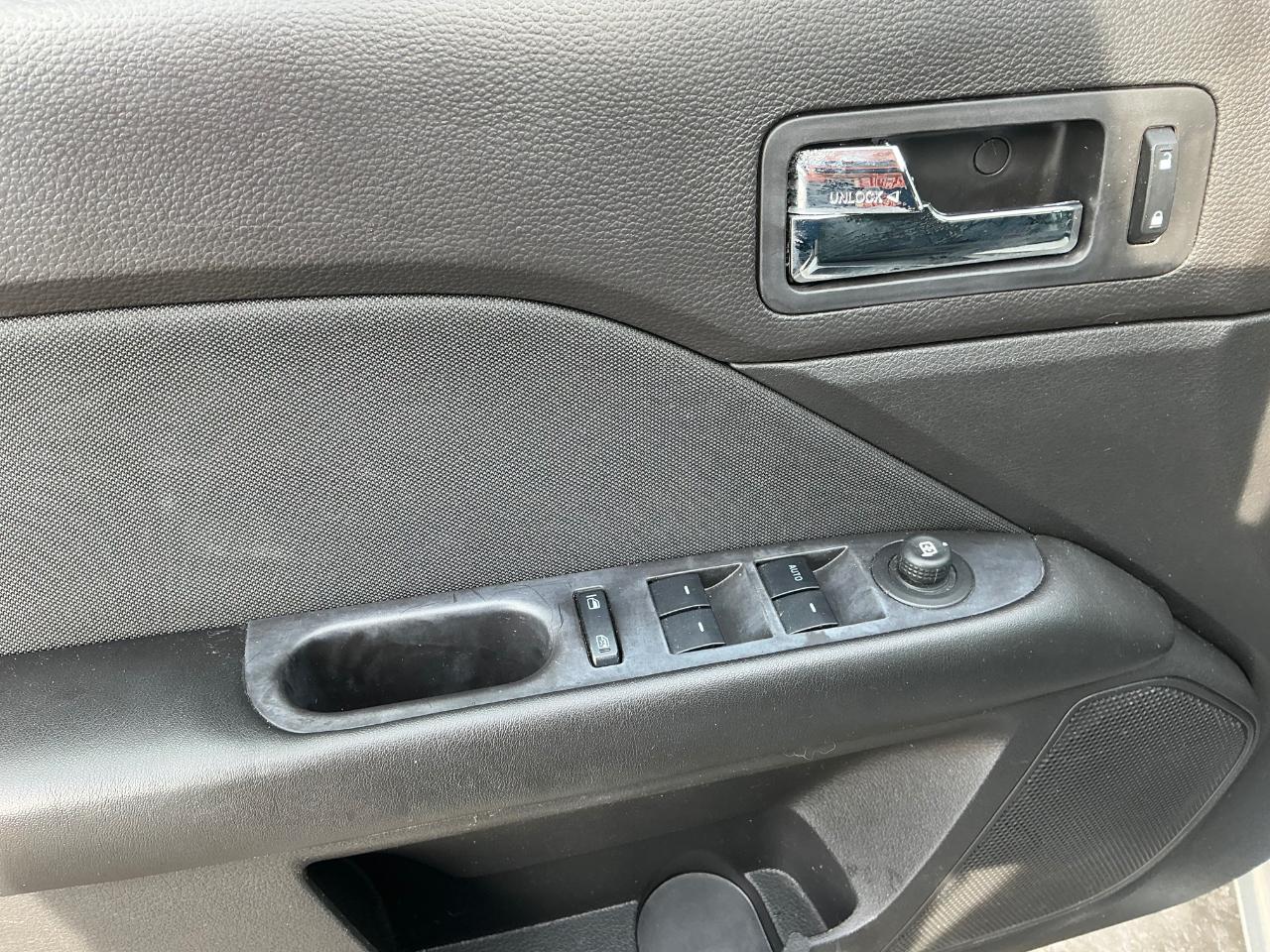 Ford Fusion I4 SE 2011