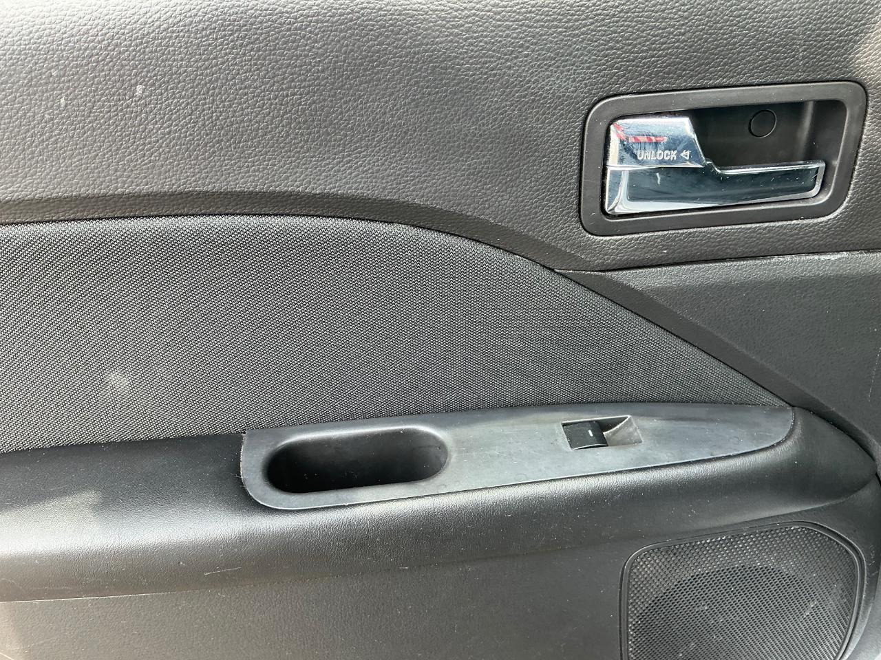 Ford Fusion I4 SE 2011