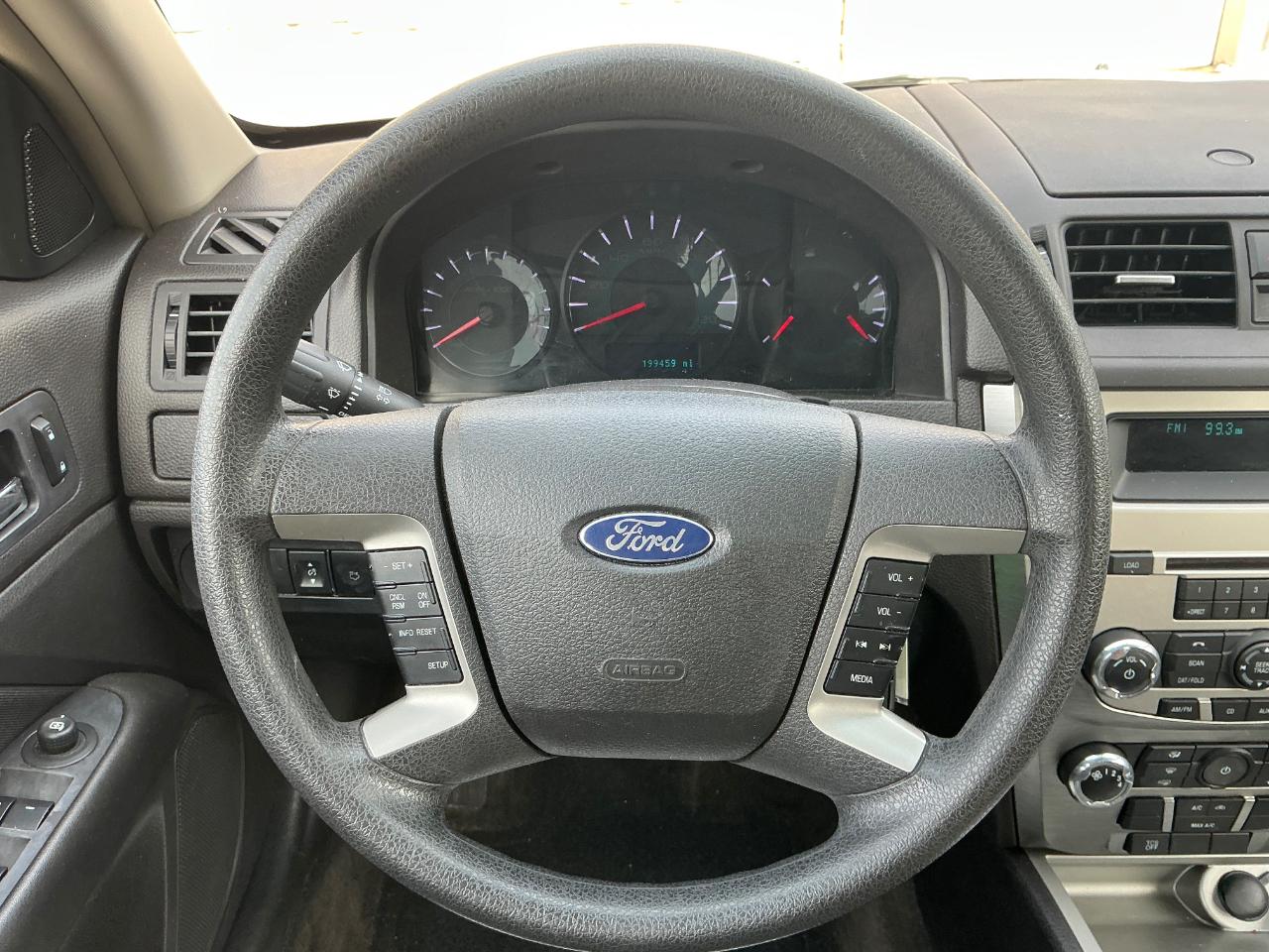 Ford Fusion I4 SE 2011