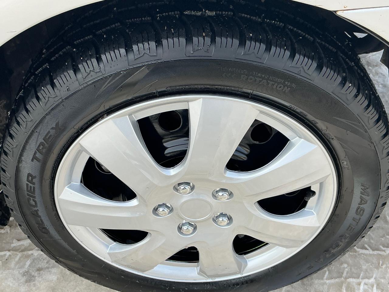 Ford Fusion I4 SE 2011