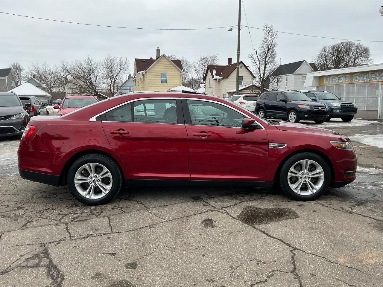 Ford Taurus SEL AWD 2016