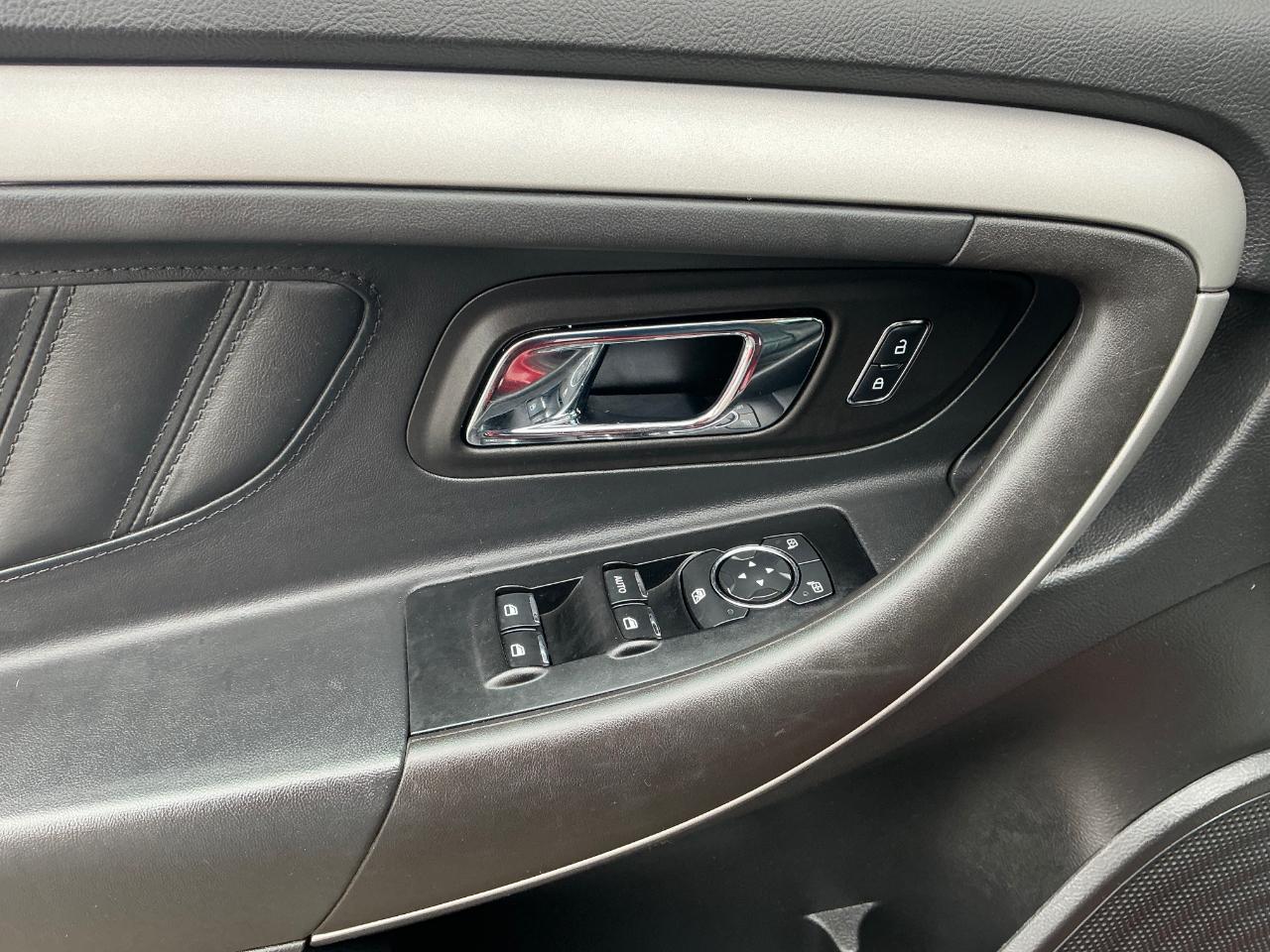 Ford Taurus SEL AWD 2016