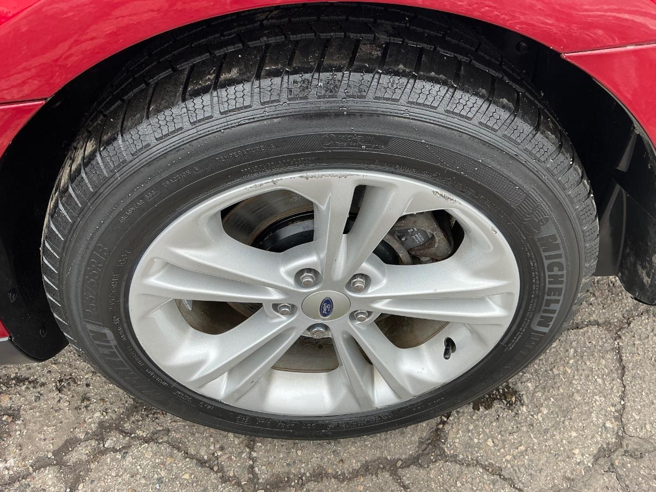 Ford Taurus SEL AWD 2016