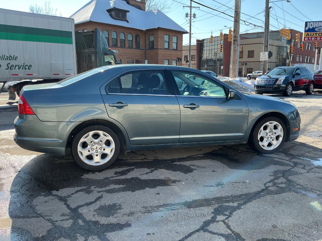 Ford Fusion I4 SE 2011