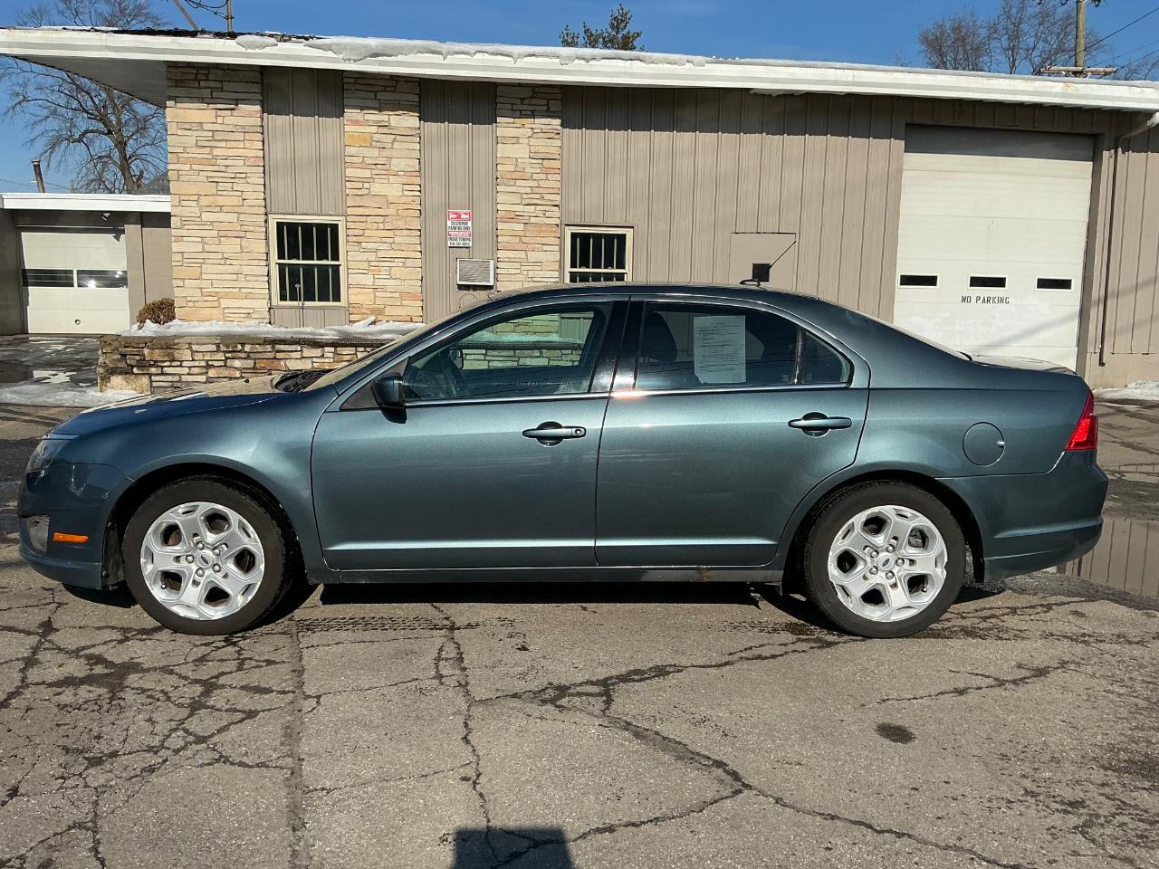 Ford Fusion I4 SE 2011