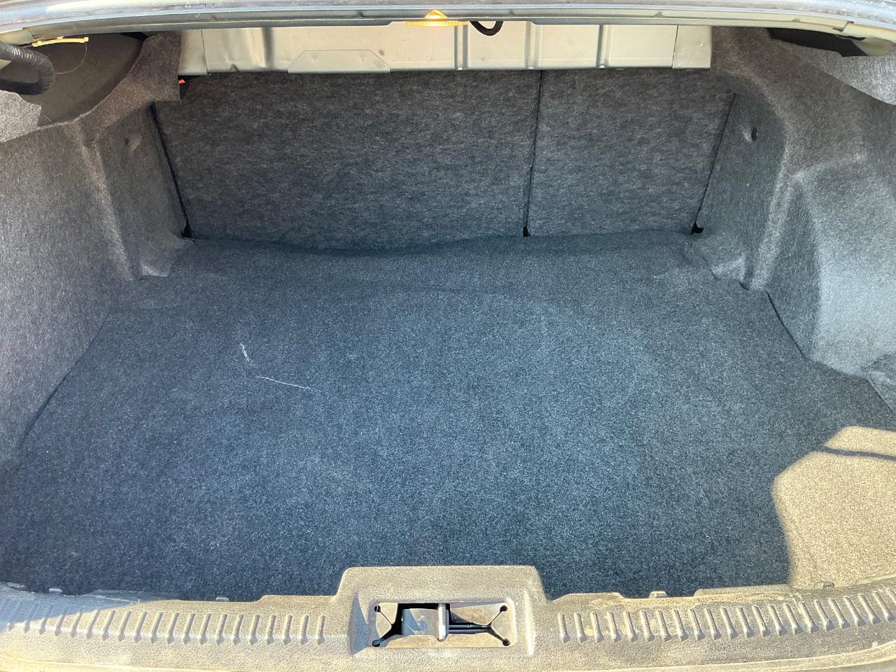 Ford Fusion I4 SE 2011