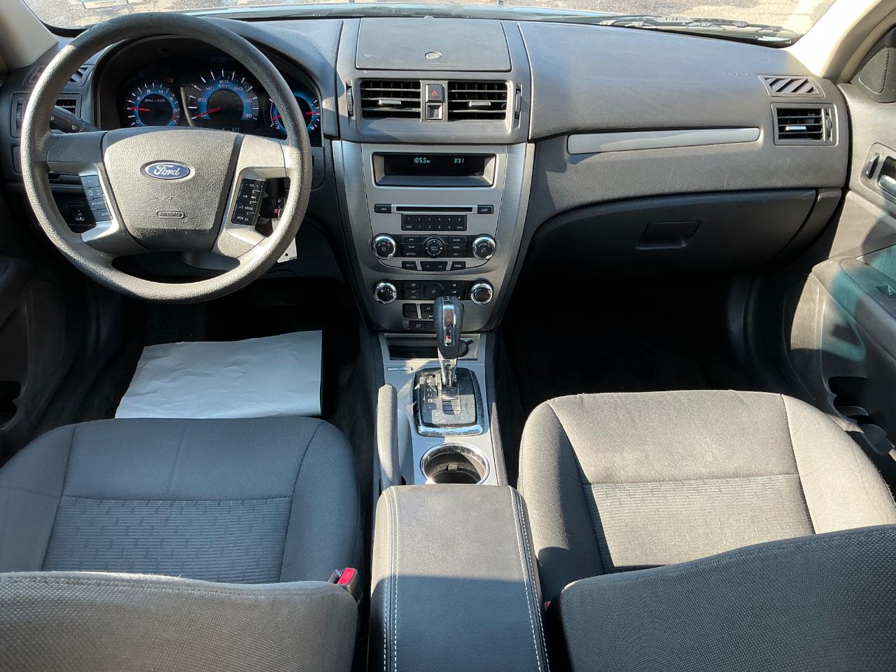 Ford Fusion I4 SE 2011