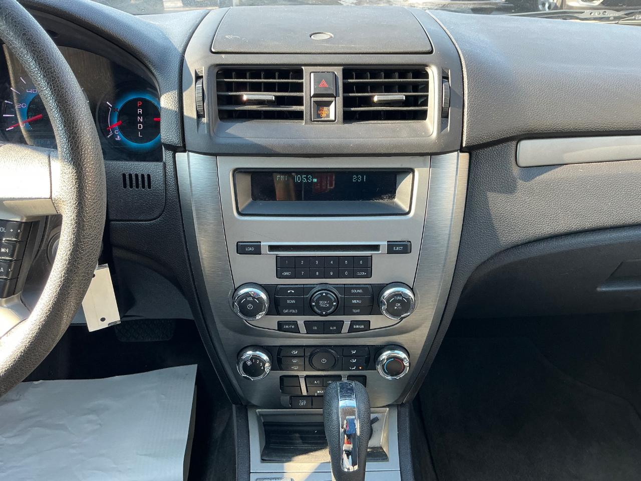 Ford Fusion I4 SE 2011