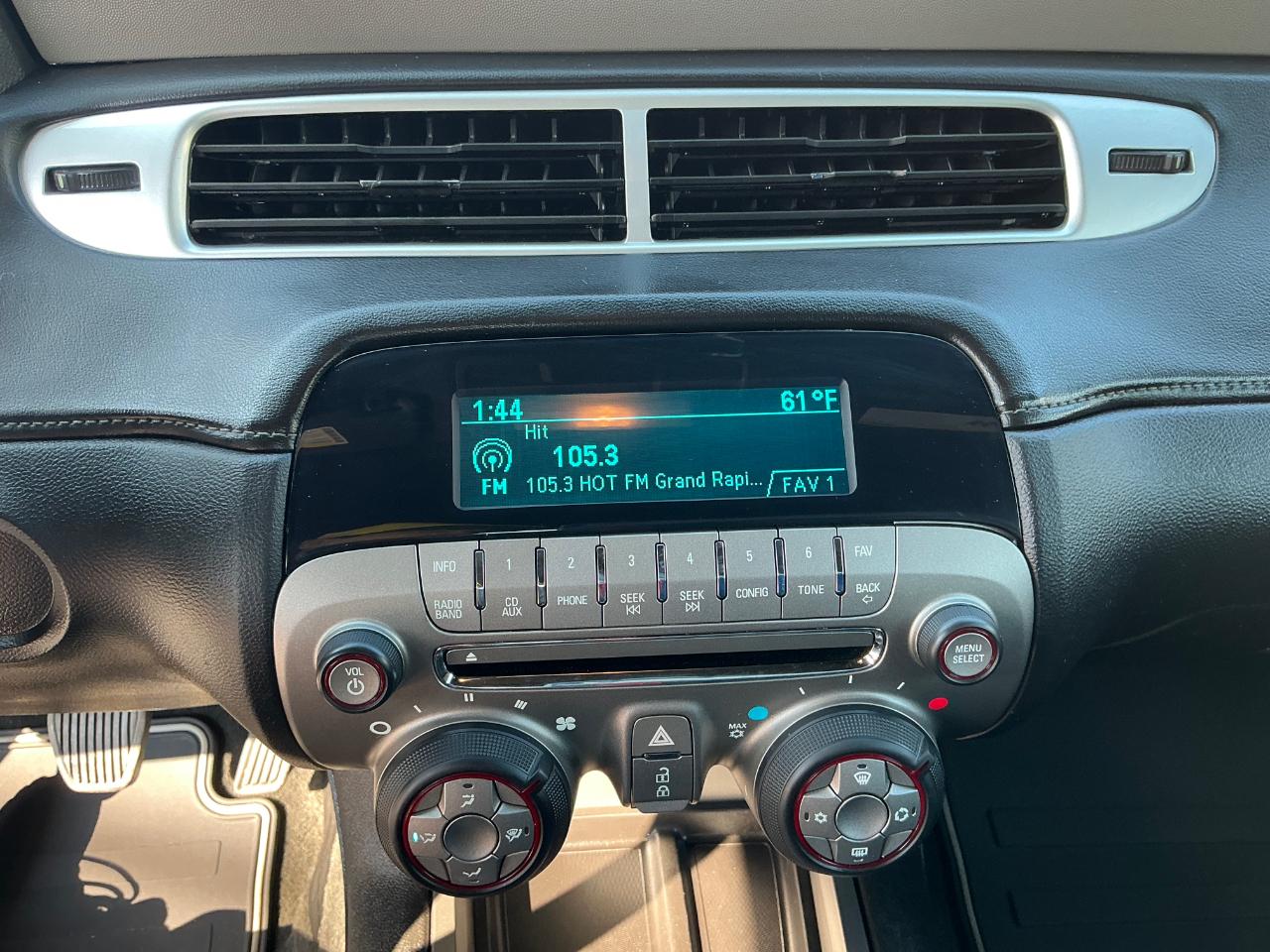 Chevrolet Camaro 1LS Coupe 2014