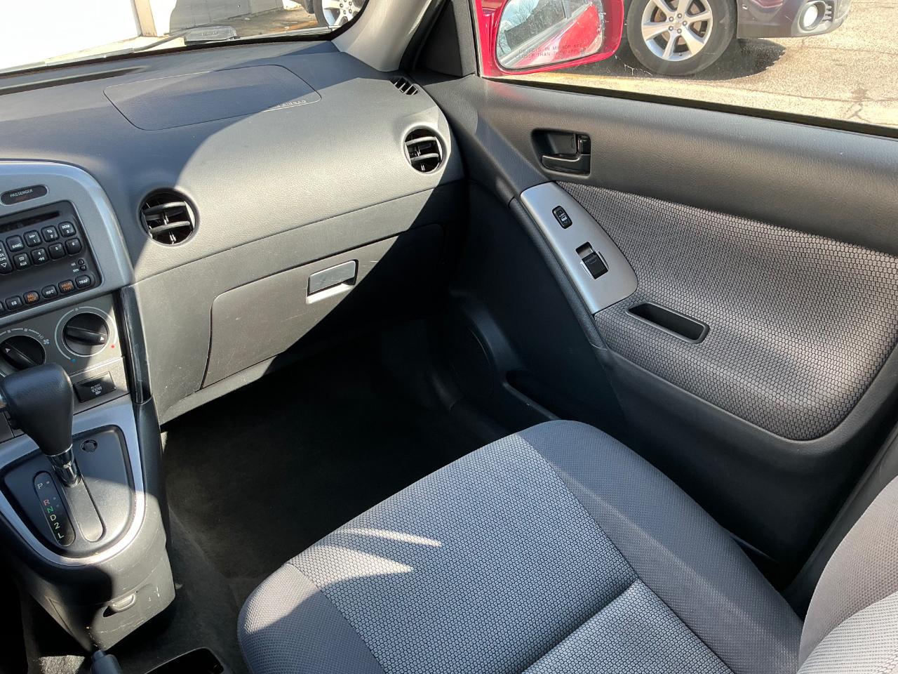 Pontiac Vibe Base 2006