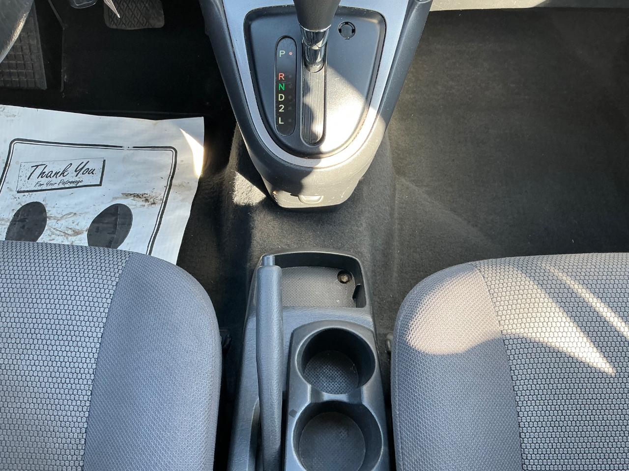 Pontiac Vibe Base 2006