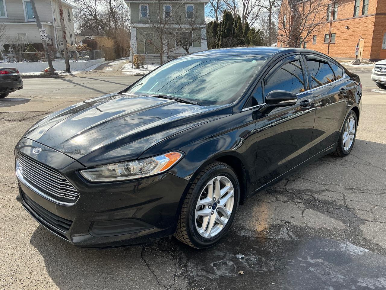 Ford Fusion SE 2014