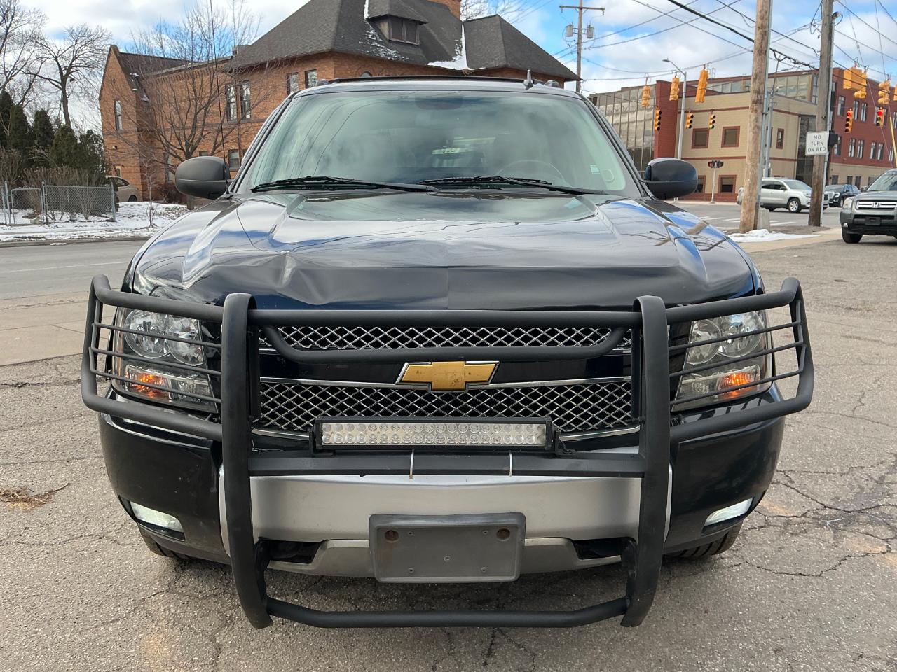 Chevrolet Avalanche LT 4WD 2013