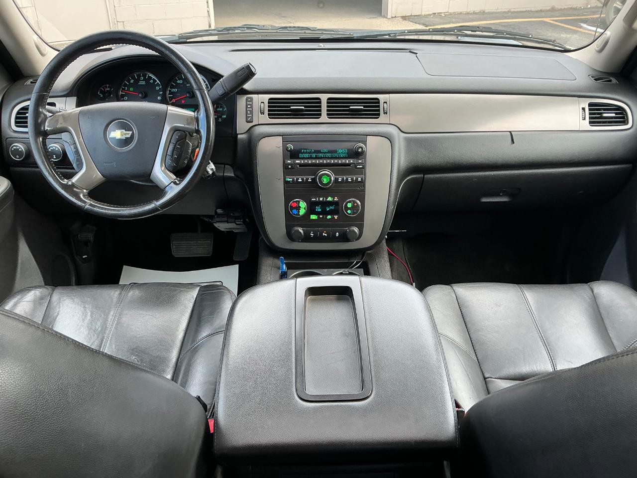 Chevrolet Avalanche LT 4WD 2013