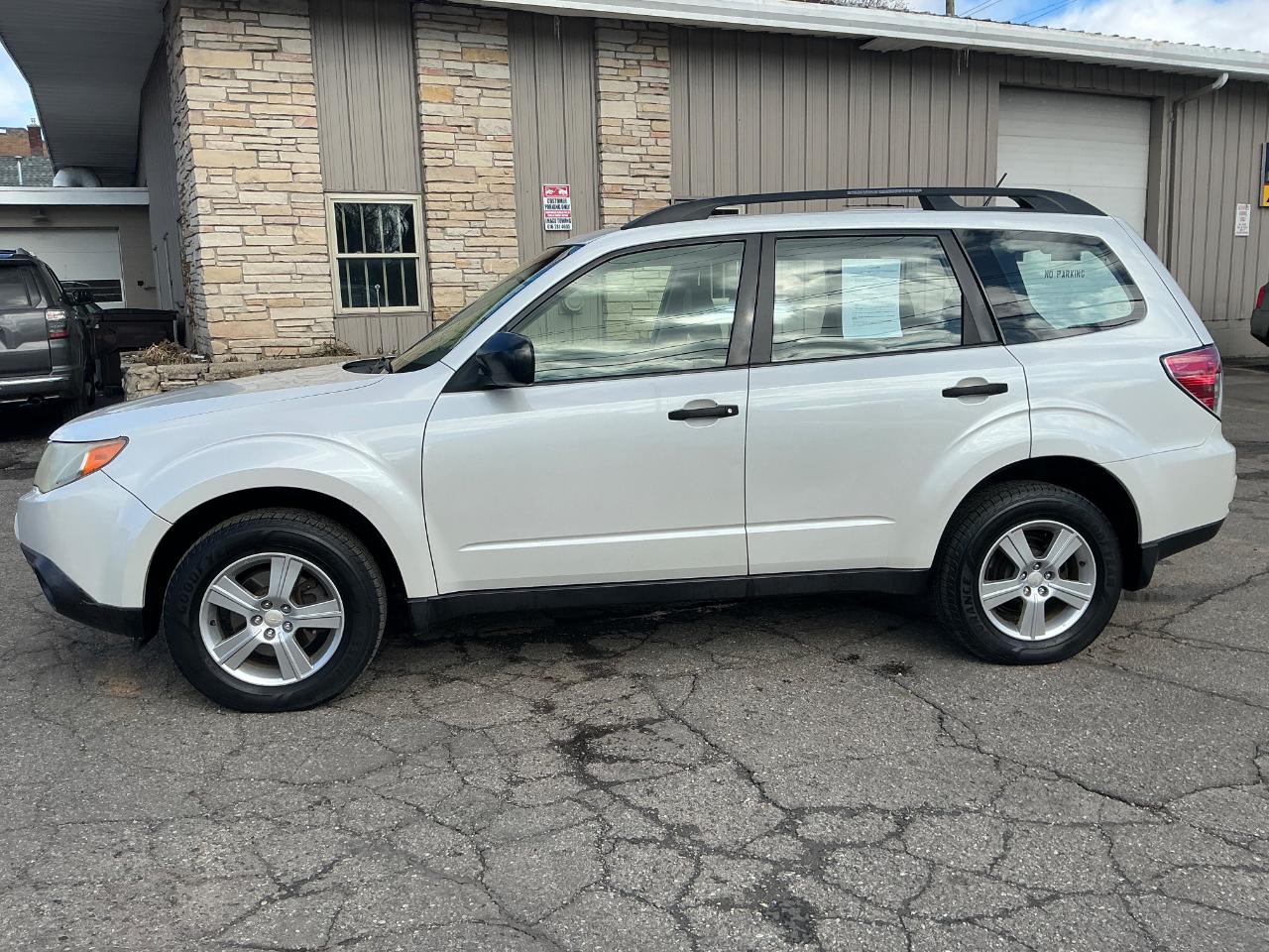 Subaru Forester 2.5X 2013