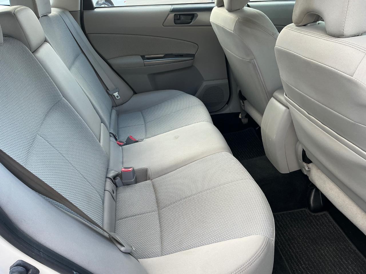 Subaru Forester 2.5X 2013