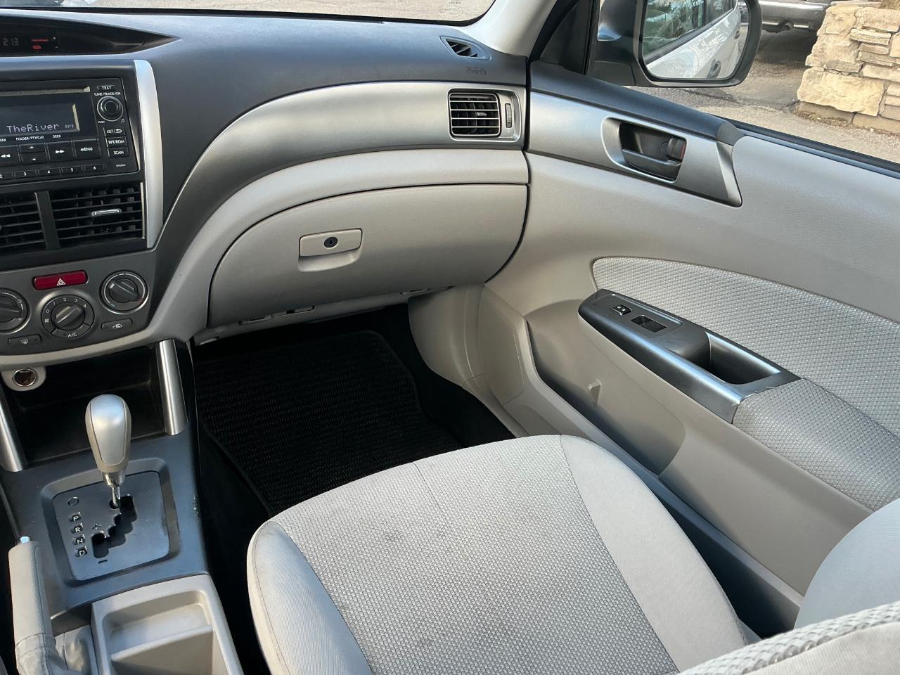 Subaru Forester 2.5X 2013