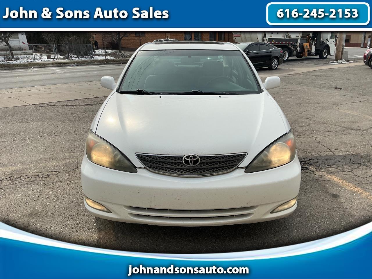 Toyota Camry XLE V6 2002