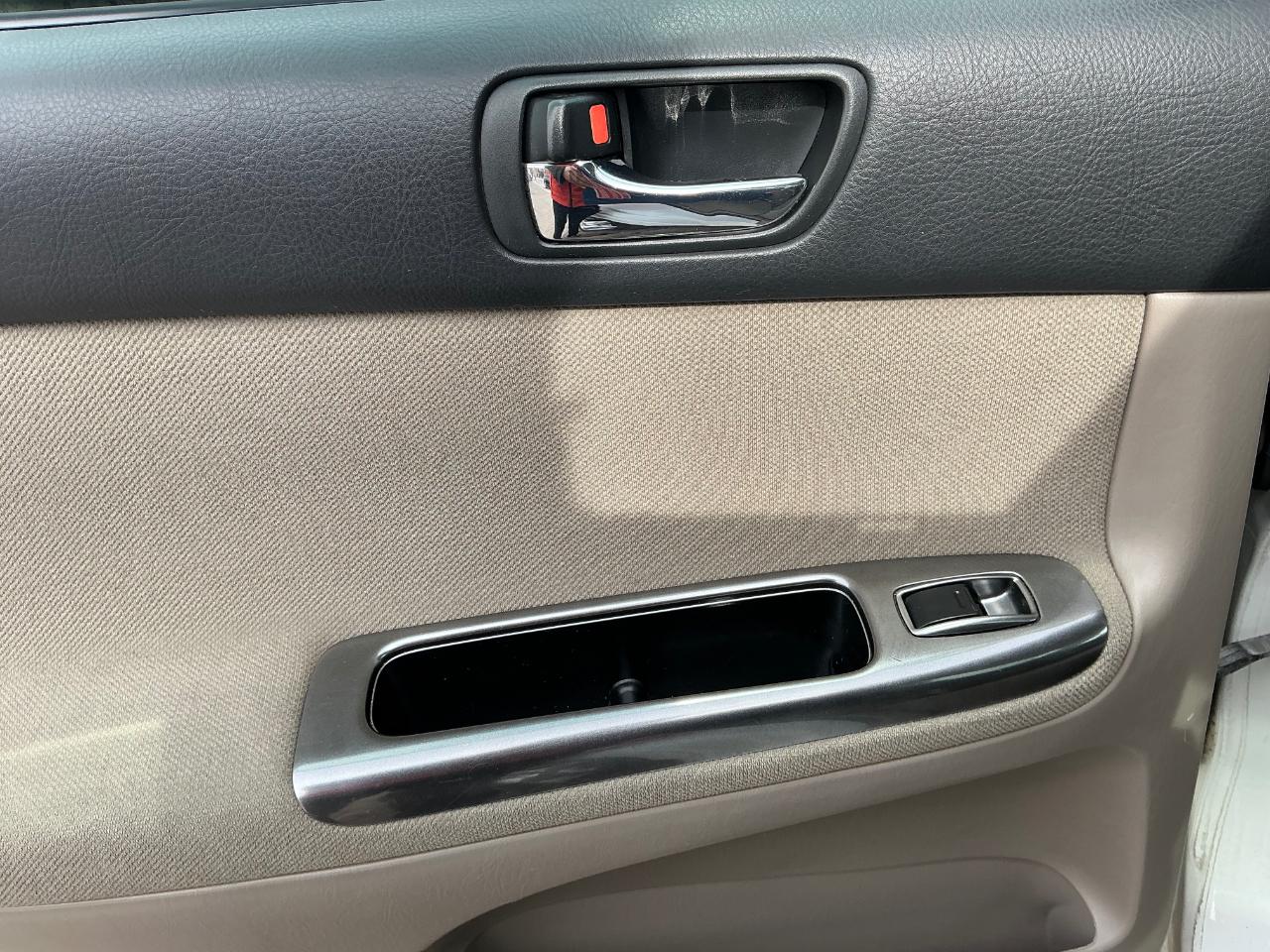 Toyota Camry XLE V6 2002