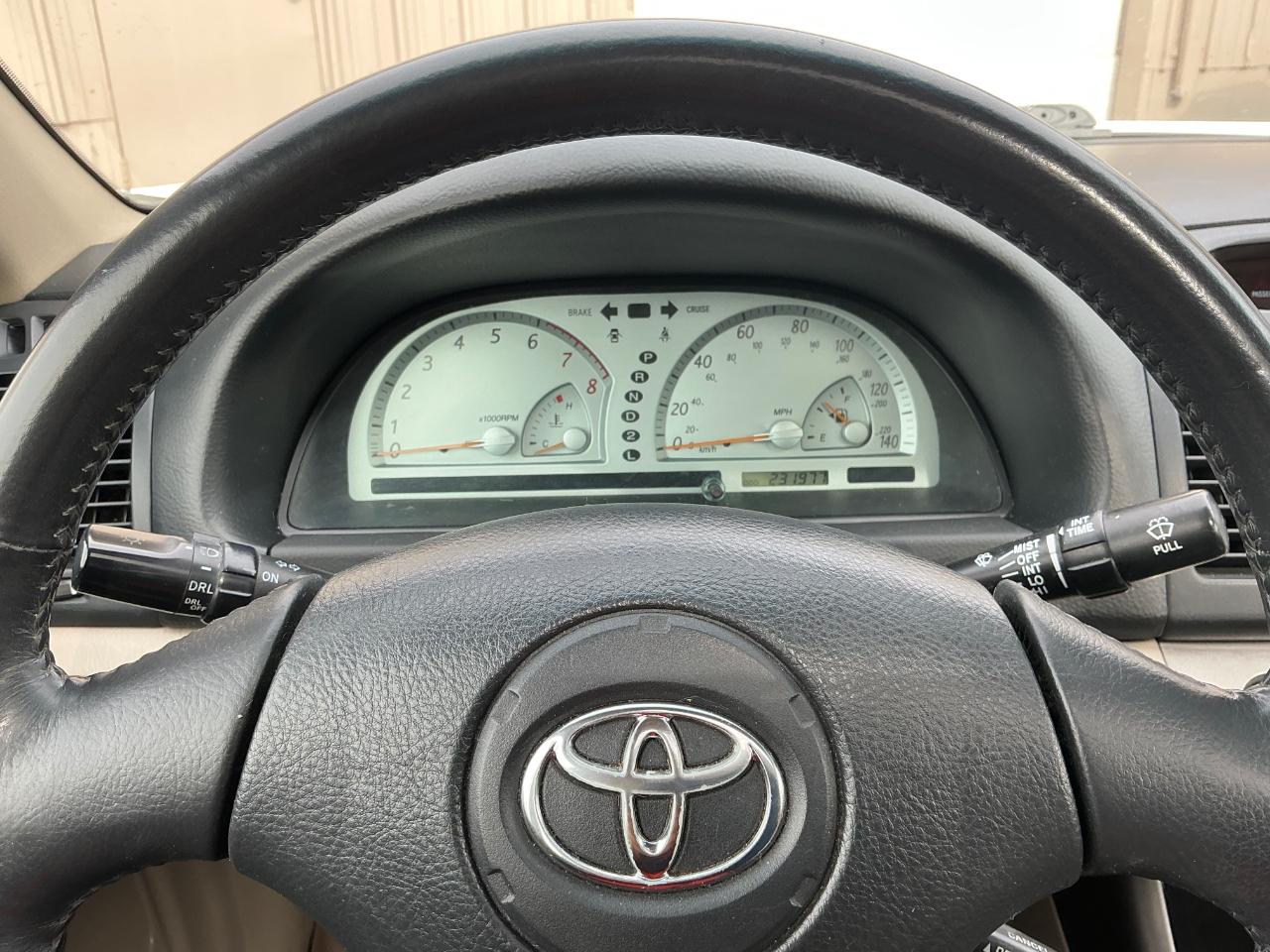 Toyota Camry XLE V6 2002