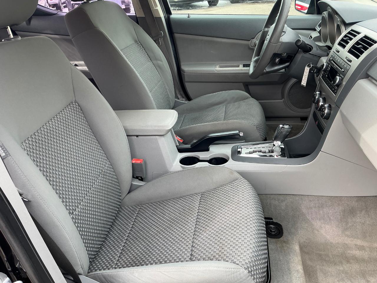 Dodge Avenger SE 2008