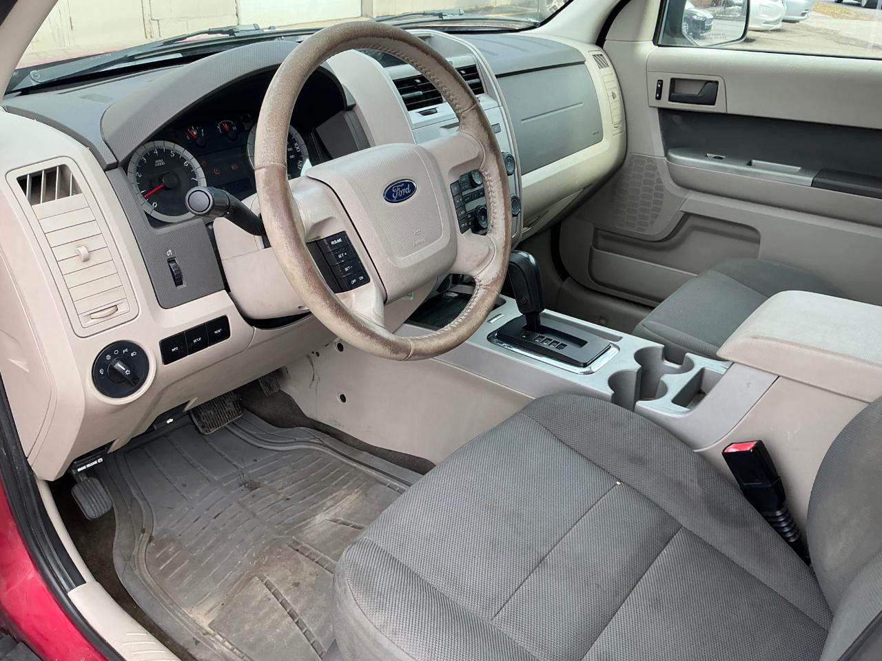 Ford Escape XLT FWD V6 2009