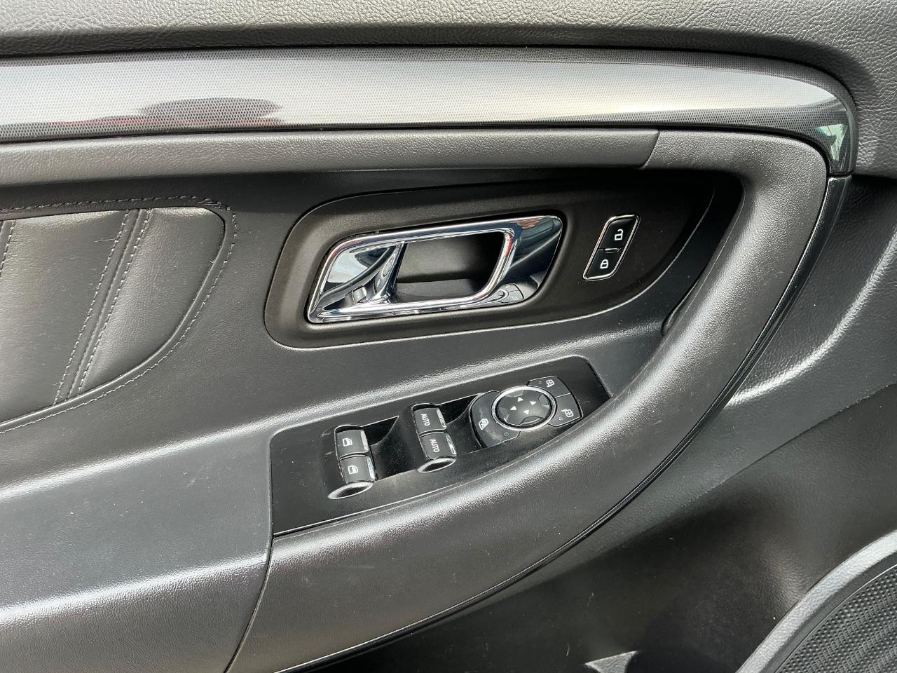 Ford Taurus SHO AWD 2013