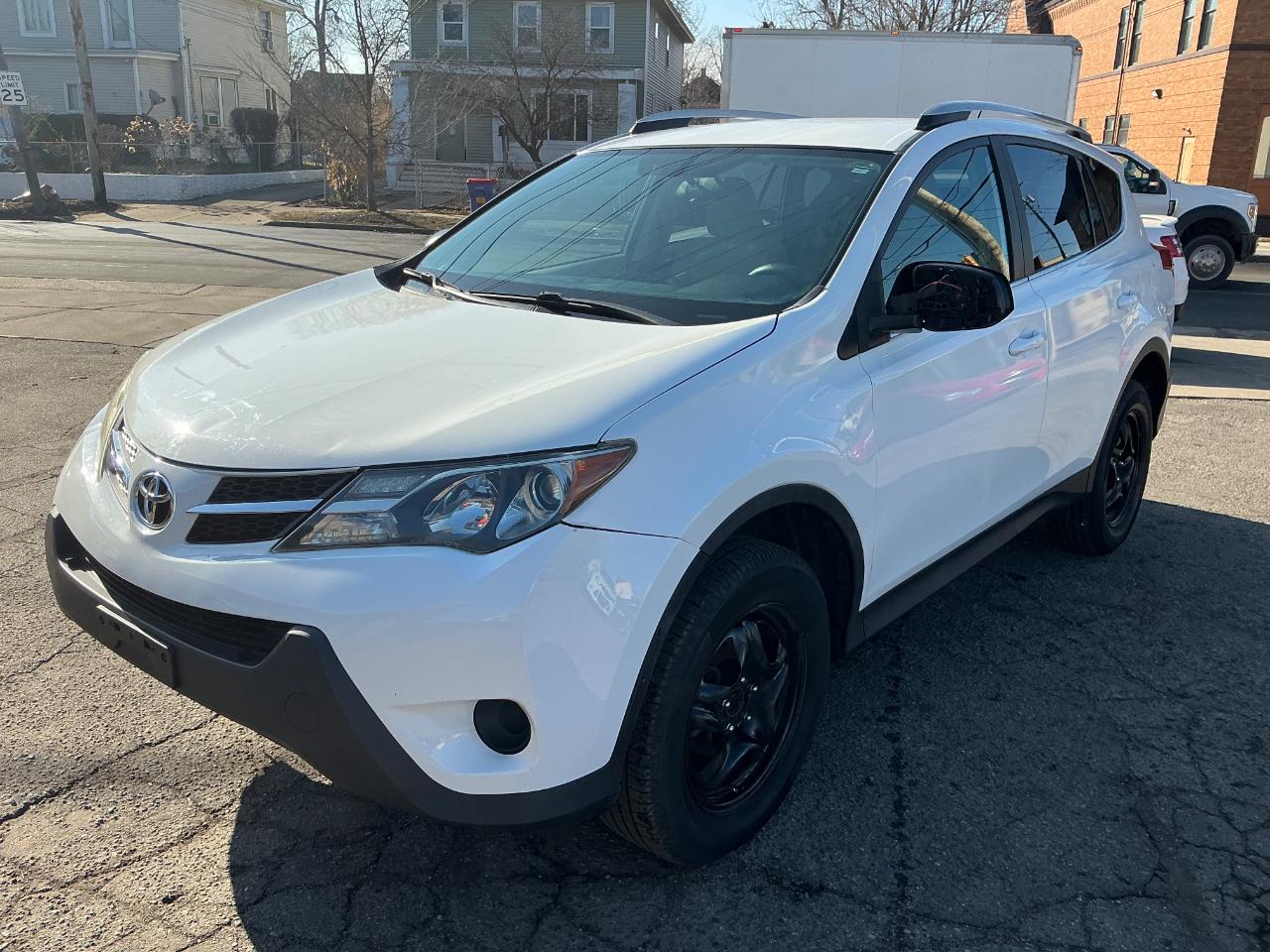Toyota RAV4 LE AWD 2013