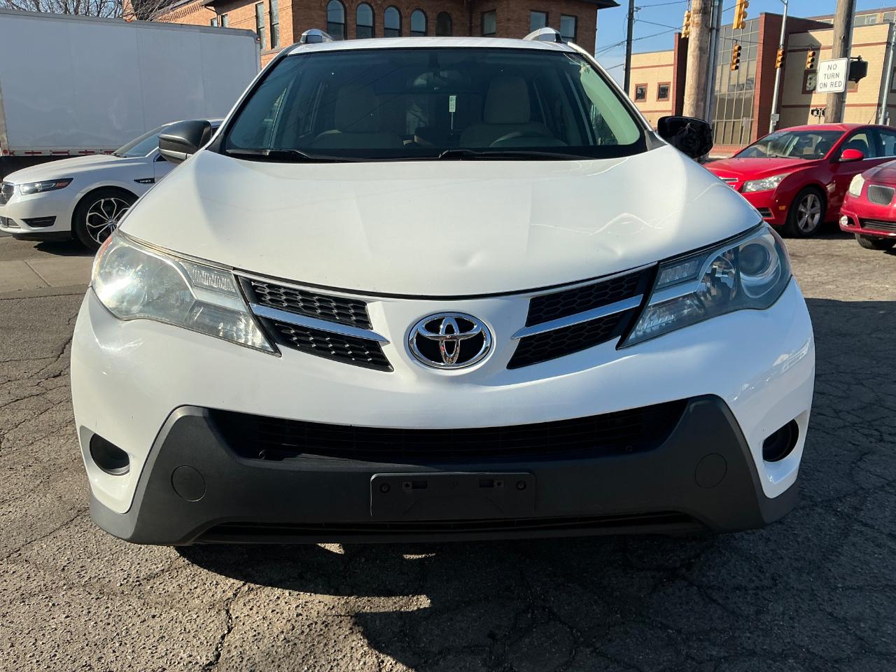 Toyota RAV4 LE AWD 2013