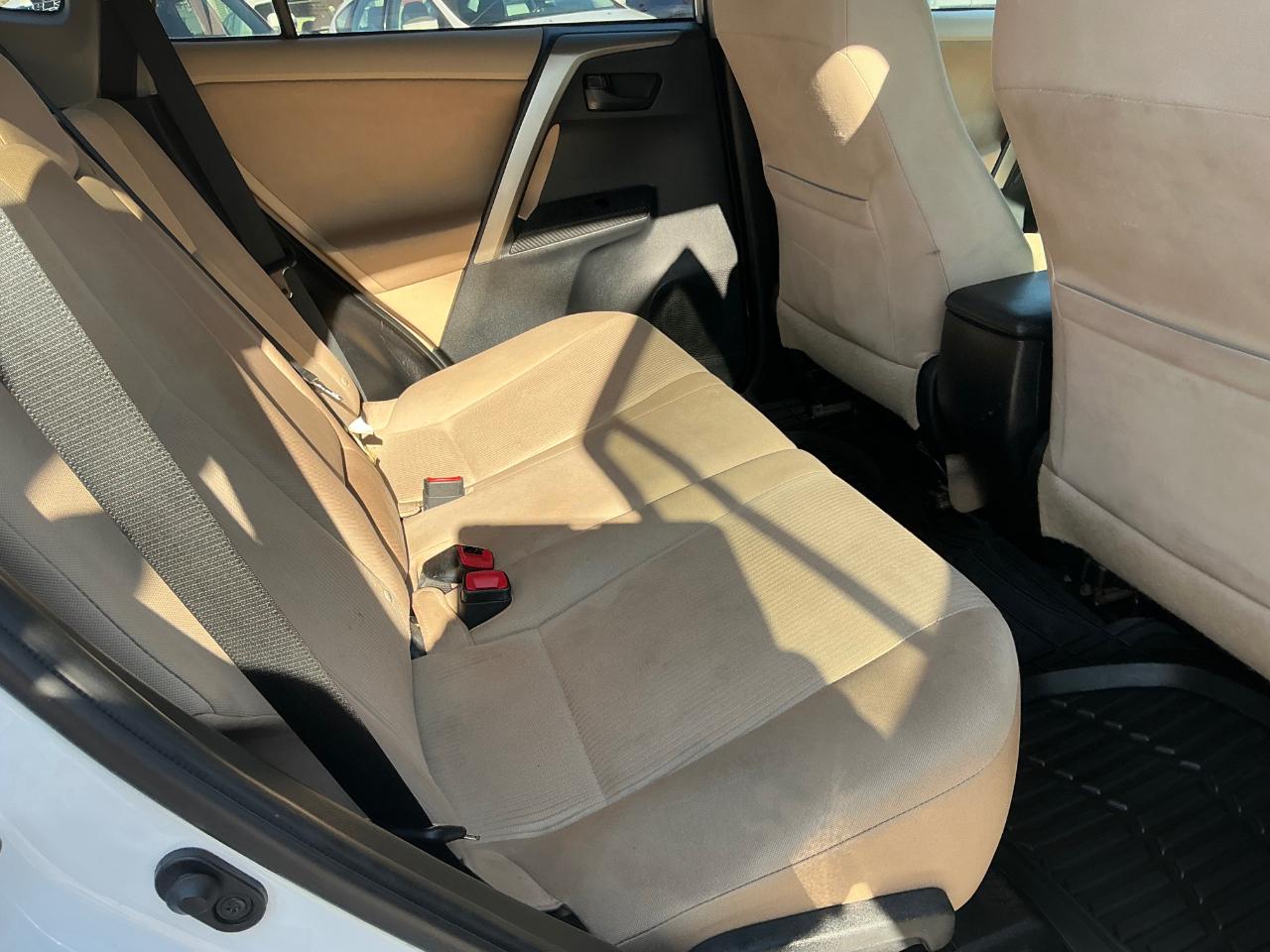 Toyota RAV4 LE AWD 2013