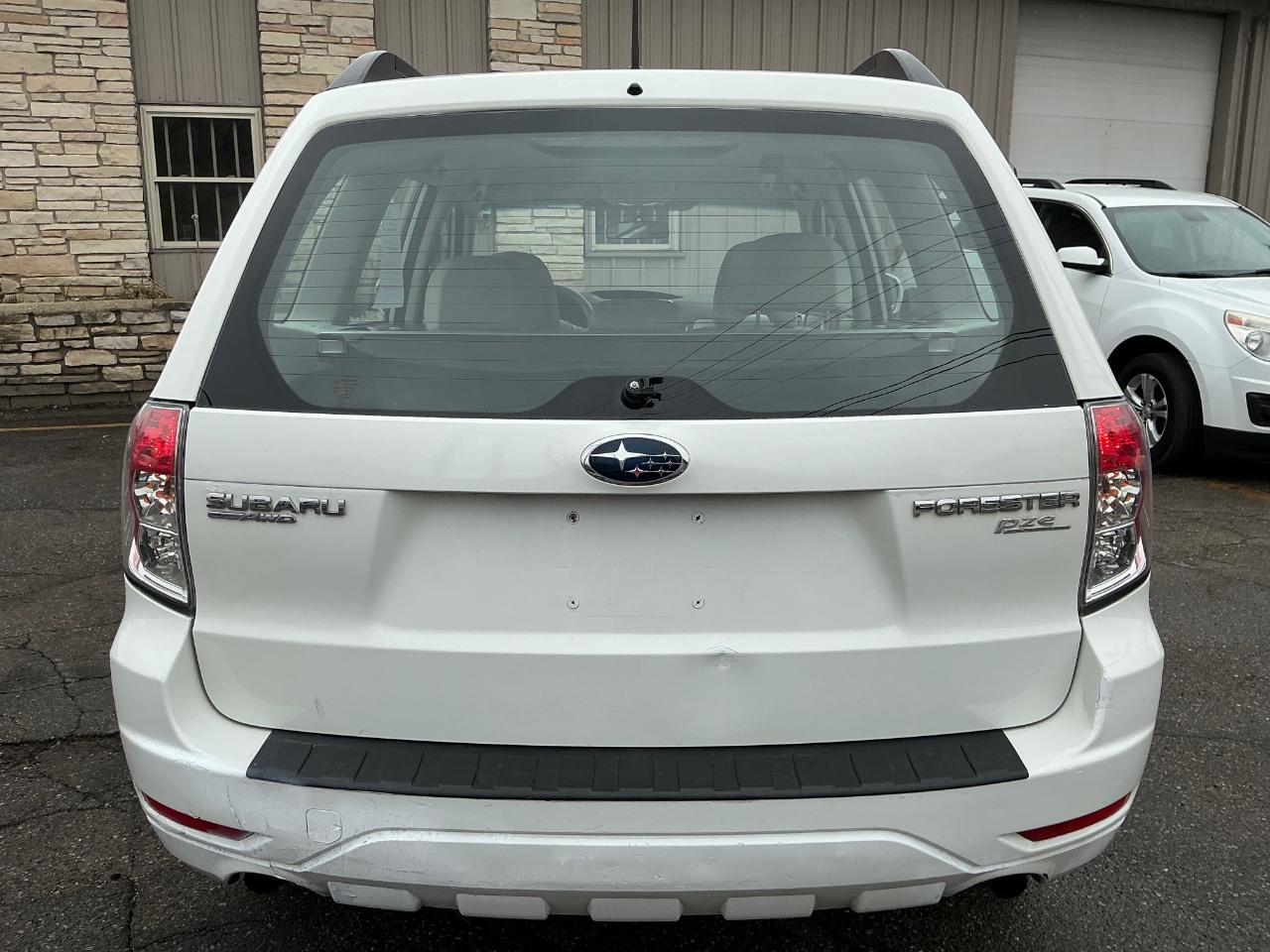 Subaru Forester 2.5XS 2010