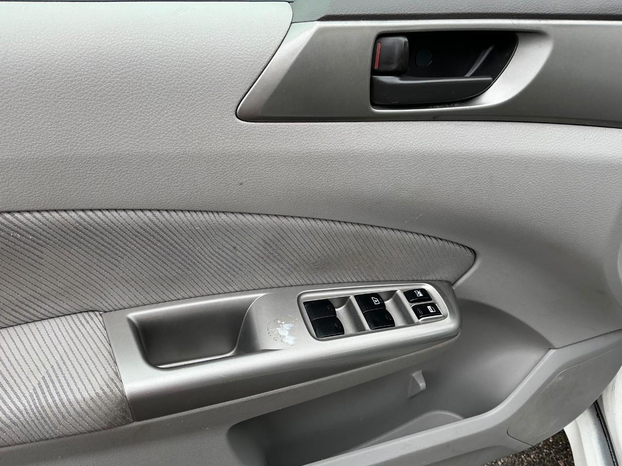 Subaru Forester 2.5XS 2010