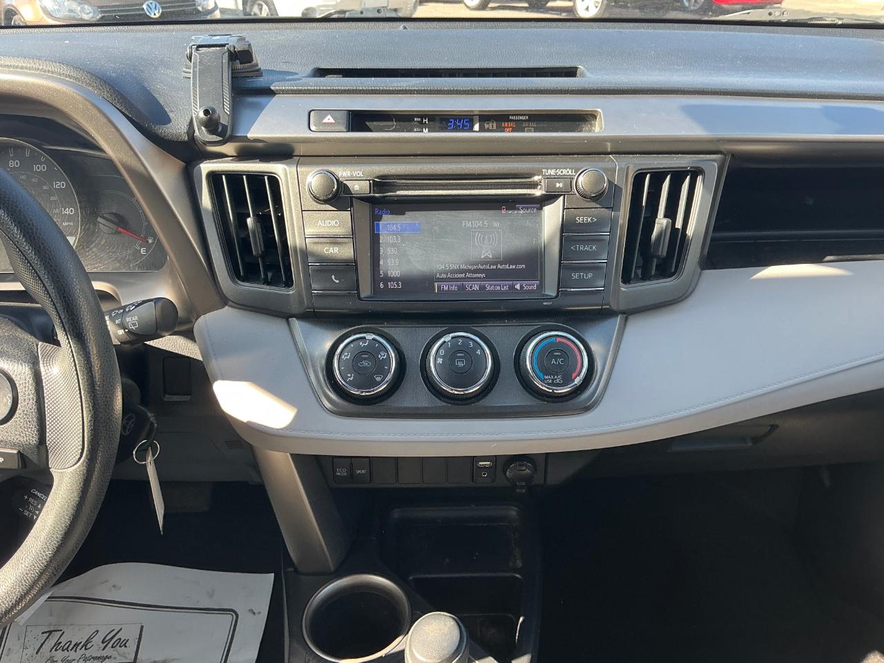 Toyota RAV4 LE FWD 2015