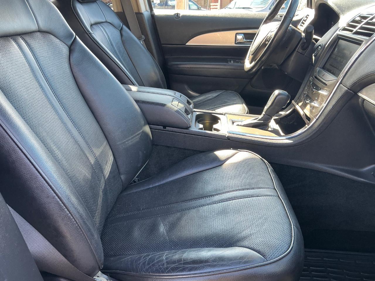 Lincoln MKX AWD 2011