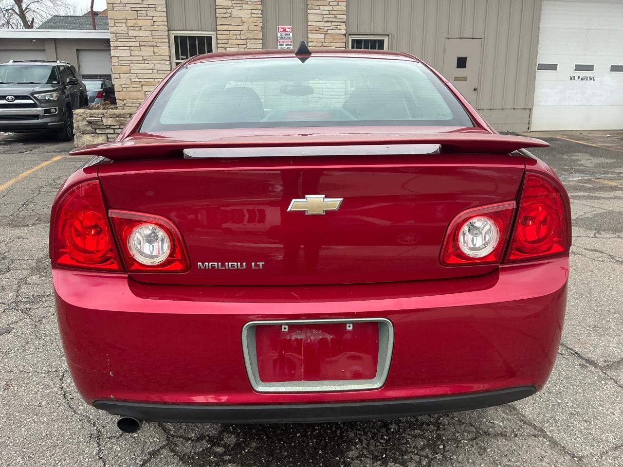 Chevrolet Malibu 1LT 2012