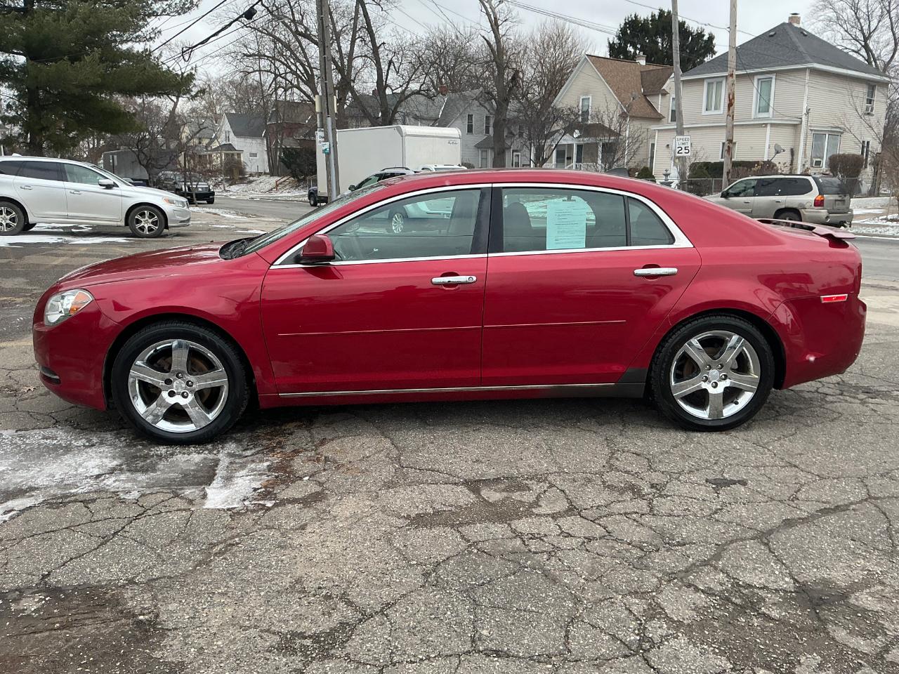 Chevrolet Malibu 1LT 2012