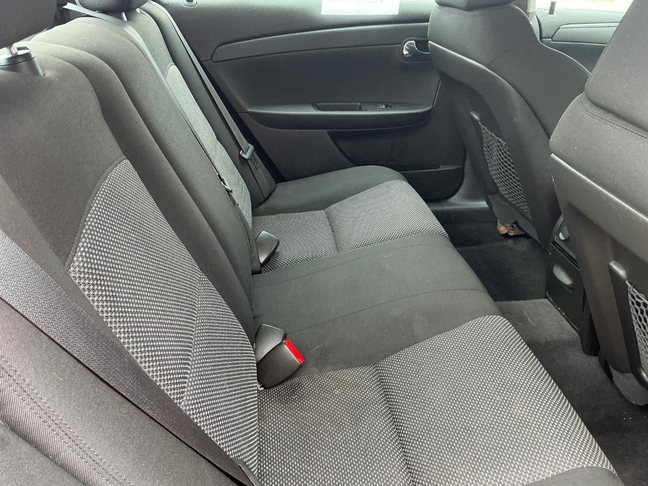 Chevrolet Malibu 1LT 2012