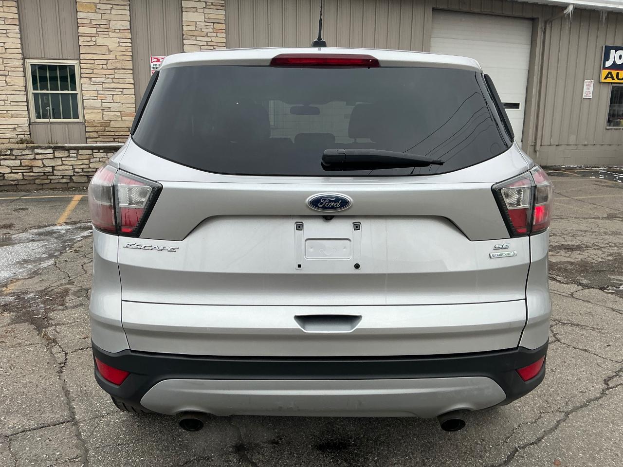 Ford Escape SE FWD 2017