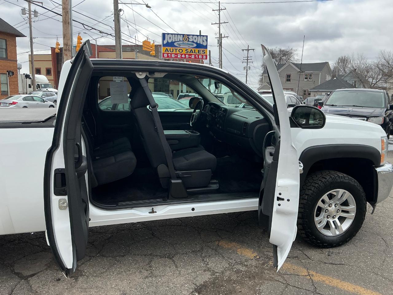 Chevrolet Silverado 1500 LT Ext. Cab Long Box 4WD 2013